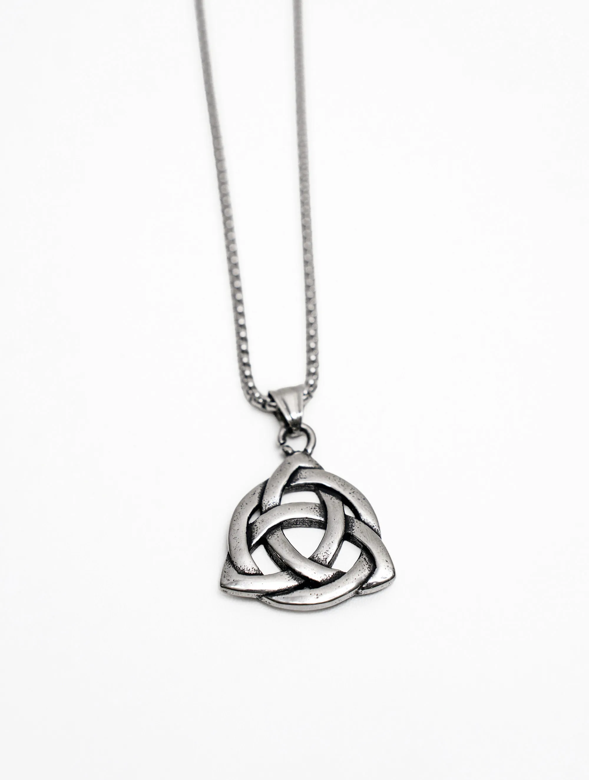 COLLIER